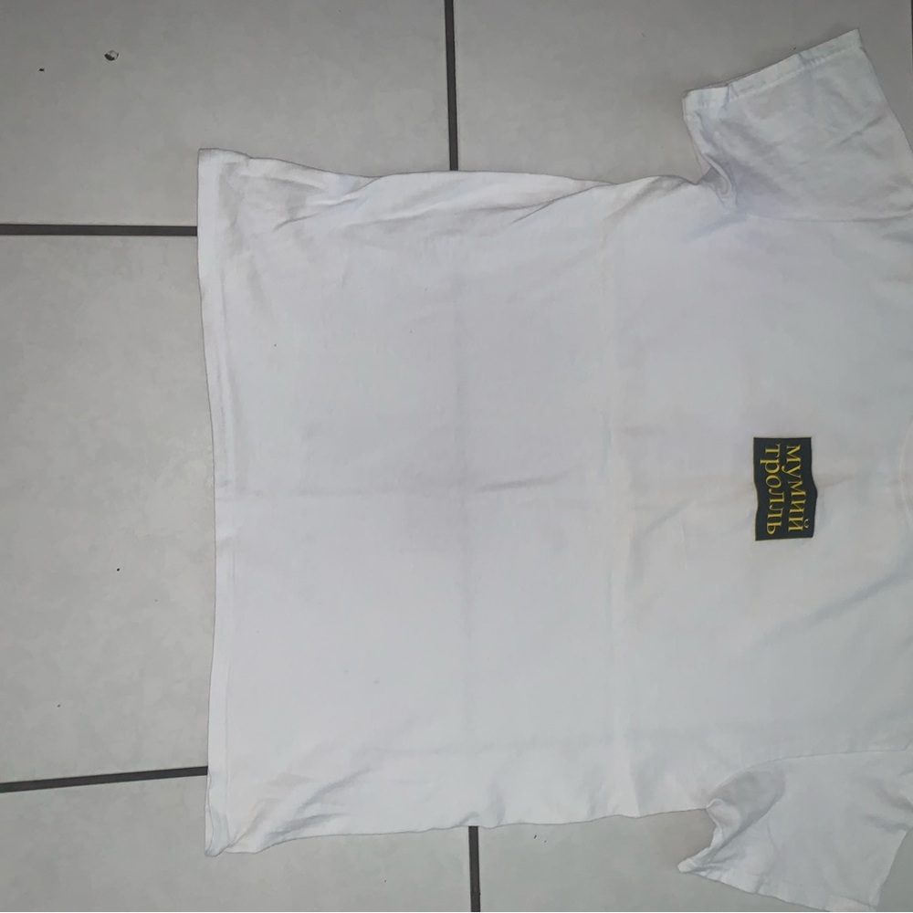 White tee With Russian on it